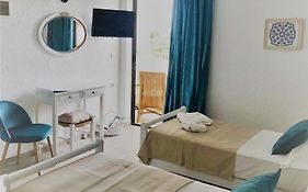Elounda George Studios